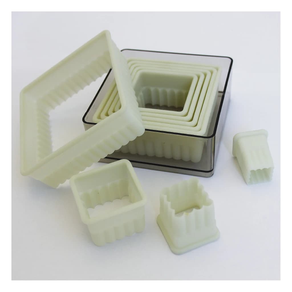 Set of pastry cutters 9 pieces, square serrated